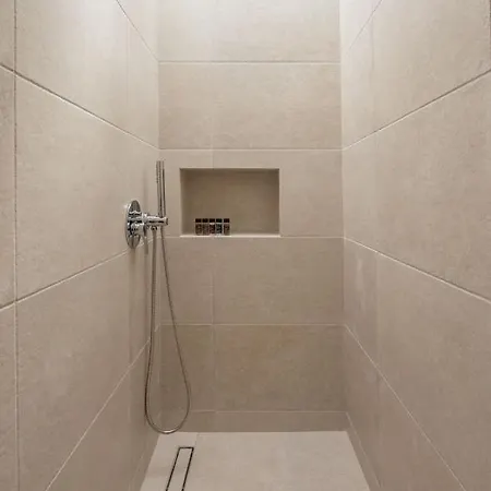Mylos Apartman